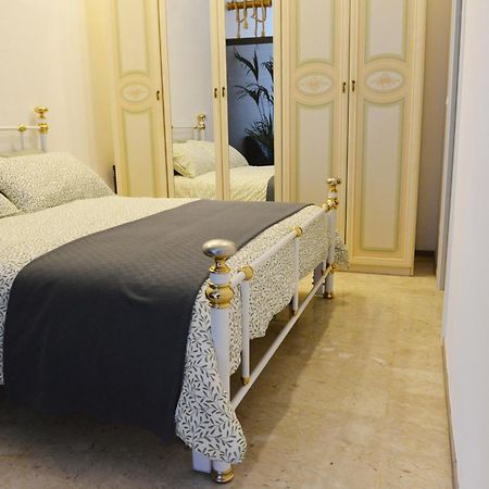 Lippolis Home Monopoli - Locazione Turistica ภายนอก รูปภาพ